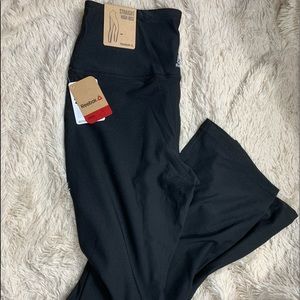 Reebok High Rise Training Pants Size M Womens NWT